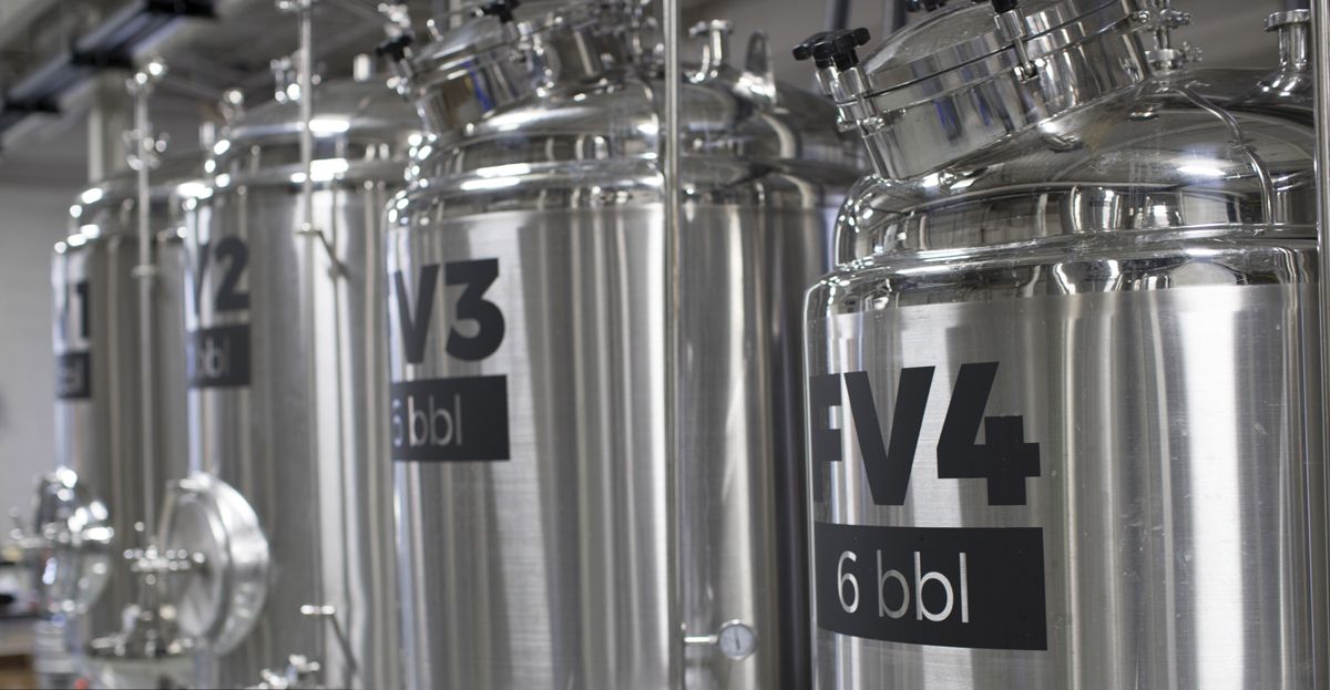 Avery 900 Supercast Easy Apply LTR